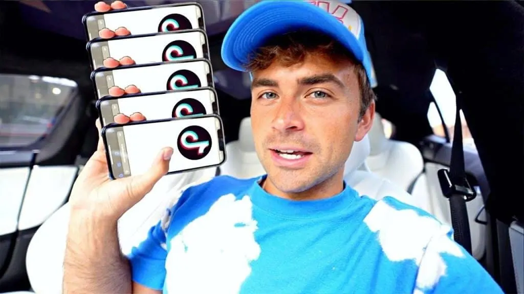 I Made 50 Tiktoks for My Shopify Dropshipping Store in 1 Day