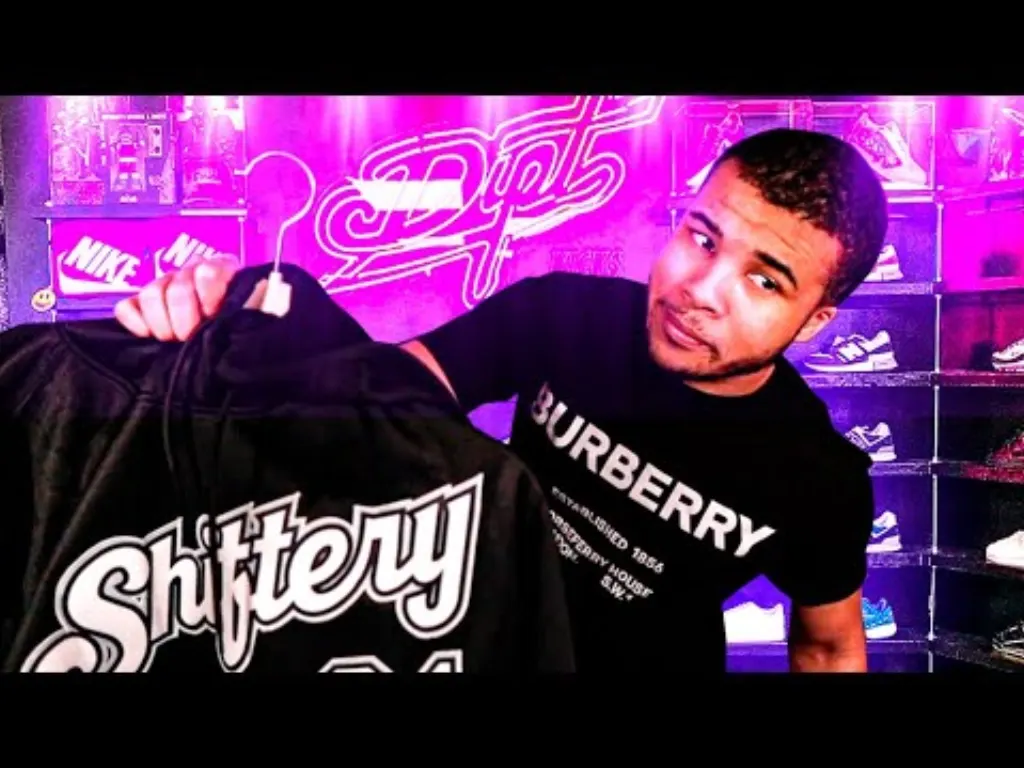 How To Start A Clothing Brand In 2023 | Manufacturers, Graphic Designers, Shopify l Ultimate Guide l